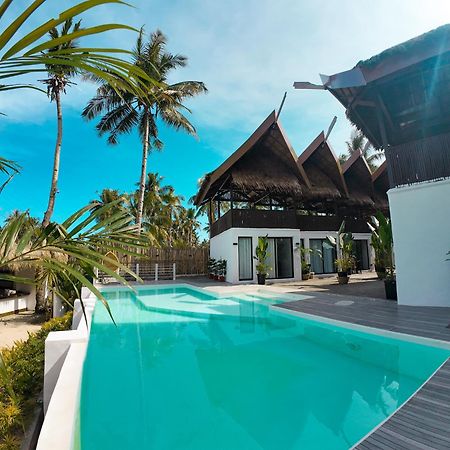 Cogon Tropical Resort General Luna  Exterior photo