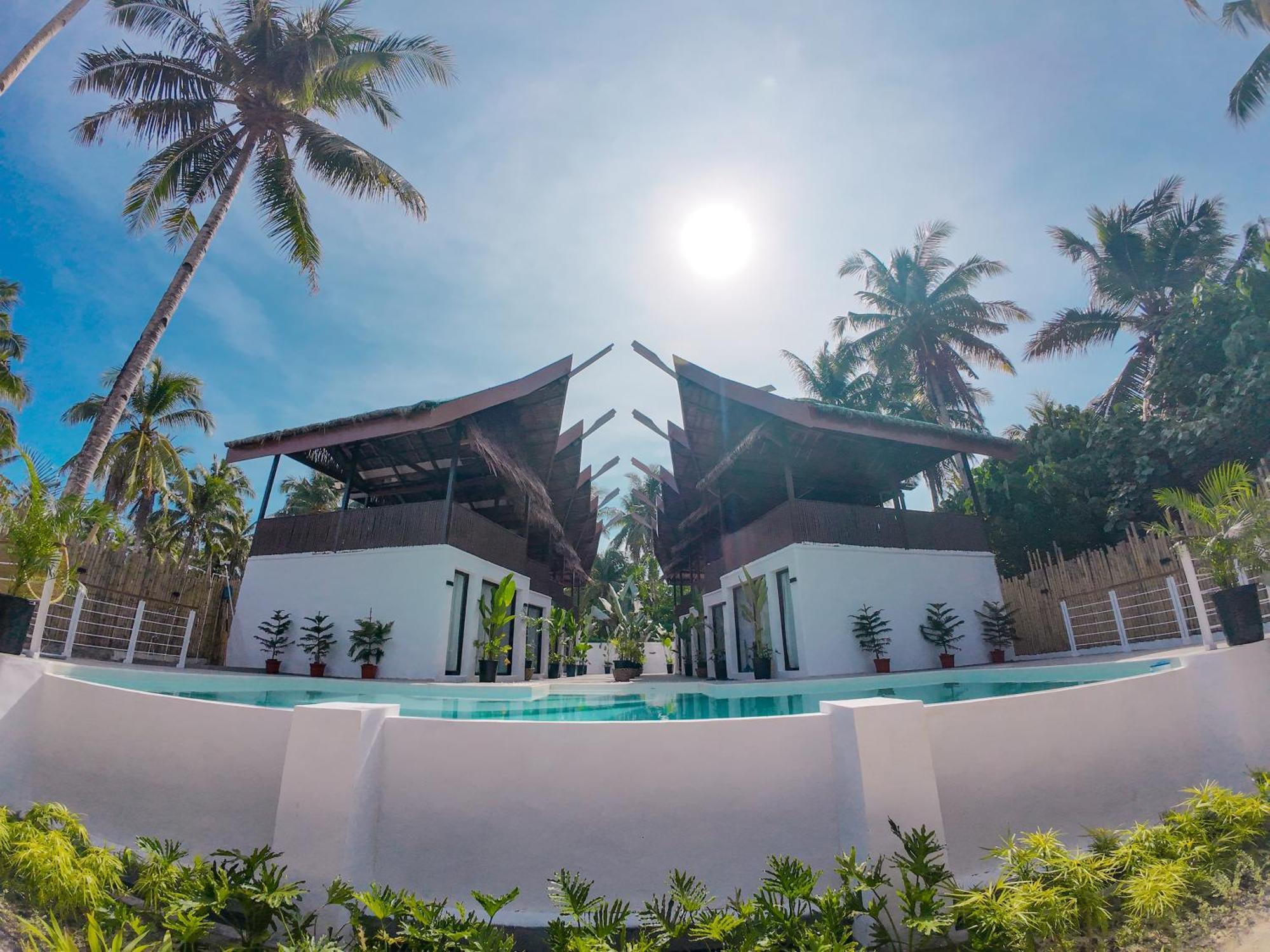 Cogon Tropical Resort General Luna  Exterior photo
